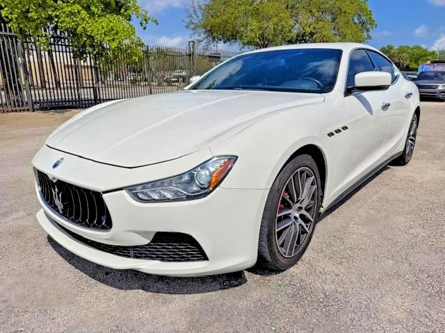 2015 Maserati Ghibli