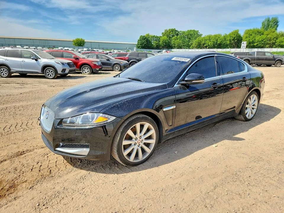2014 Jaguar Xf